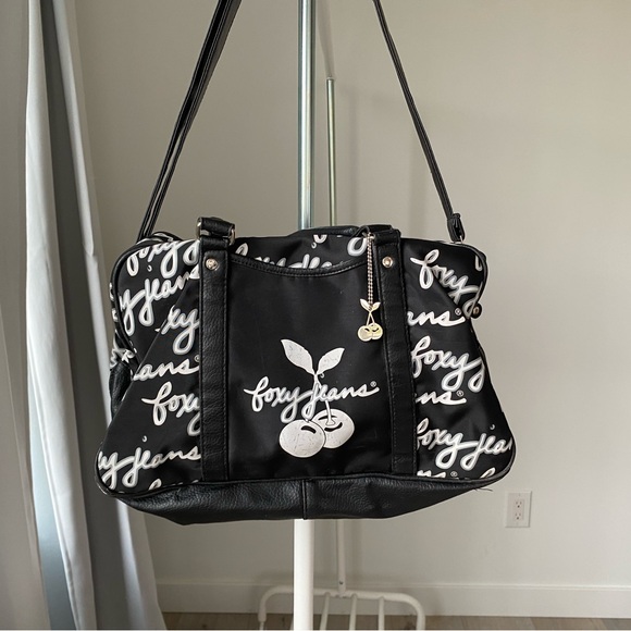 Small duffel bag - Picture 7 of 16